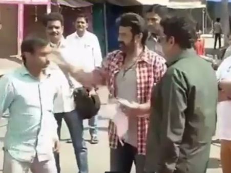 బాలయ్యా...! అంతకోపమైతే ఎలా..??? అసిస్టెంట్‌ని కొట్టాడు