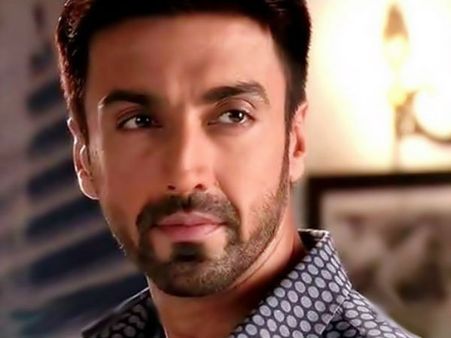 ప్రాణాలతో ఆటలా? బుద్ది ఉందా?? ఆ స్టంట్ చేసినందుకు హీరోని తిడుతూనే ఉన్నారు