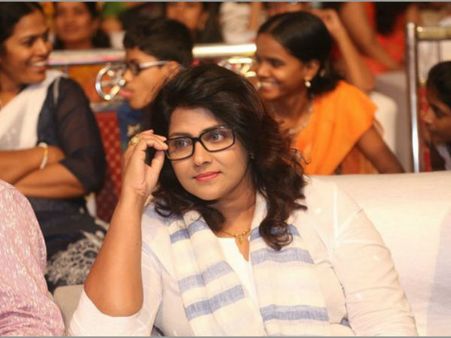 ఆవిడ కనిపించే నాలుగు సీన్లకి 40 లక్షలా?: అసలు బోయపాటి ఏం చేస్తున్నాడు?