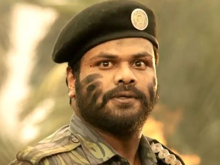 దేశం వర్థిల్లాలి... రోమాలు నిక్కబొడుస్తాయ్: ఒక్కడు మిగిలాడు ట్రైలర్