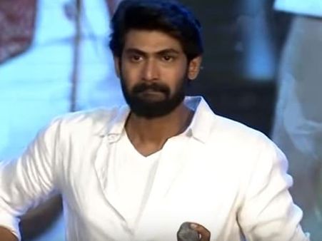 వేదికపైన కంటతడి పెట్టిన రానా.. సురేష్‌బాబు, అభిరామ్ అదే పరిస్థితి..