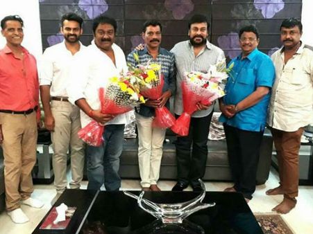 మెగా మేనల్లుడితో వినాయక్ మూవీ షురూ (ఫోటోస్)