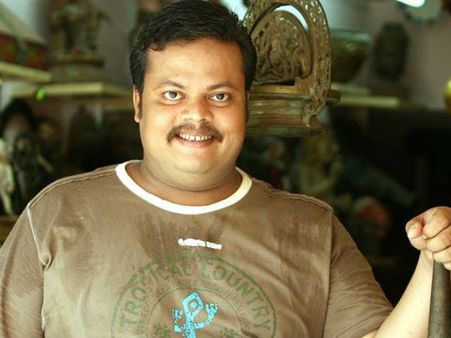 ఆ హీరో కక్ష కట్టాడు: ప్రముఖ కమెడియన్ ఆరోపణ