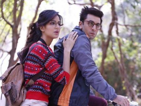 ఓ వైపు సినిమా ప్లాపు, కోతి అంటూ విమర్శలు... దర్శకుడి స్పందన!