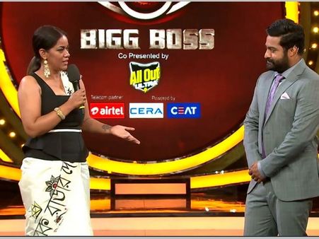 బిగ్ బాస్: ముమైత్ రివేంజ్ ఫెయిల్, ప్రేక్షకుల ఓటింగుతో వేటు!