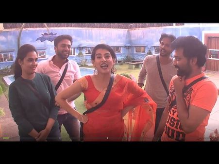 బిగ్ బాస్‌తో అడుకుంటున్న పవన్ ఫ్యాన్స్... .ఈ సెలబ్రీటికే మెగా ఓట్లు!