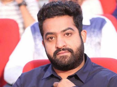 బాలయ్య, మోక్షజ్ఞ విషయం శుద్ధ అబద్ధం.. అలాంటి వారు కనిపించడం లేదు.. ఎన్టీఆర్ ఇంటర్వ్యూ