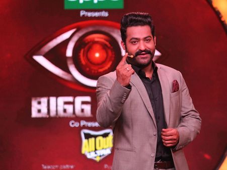 ఆ నలుగురు ఎవరు?? చివరకు మిగిలే ఒకే ఒక్కడు?: తెలుగు బిగ్‌బాస్ పై తెలియని ఉత్కంఠ