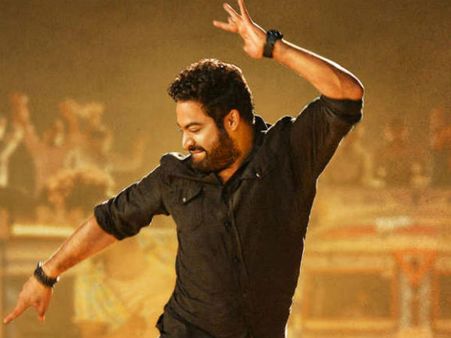 ఆ స్టెప్ కోసం నేను విజయ్ ని కాపీకొట్టాను: ఎన్టీఆర్