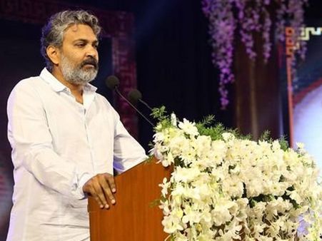 నేను ఈ అవార్డుకి అర్హుడినా? భారంగా ఫీలవుతున్నా: రాజమౌళి