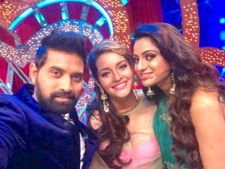 రేణు దేశాయ్ షోపై దుష్ప్రచారం, పవన్ మాజీ భార్య కావడం వల్లే....?