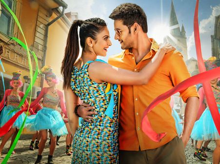 అభిమానుల ఆగ్రహం: మహేష్ బాబు సినిమా థియేటర్ దగ్దం చేసారు