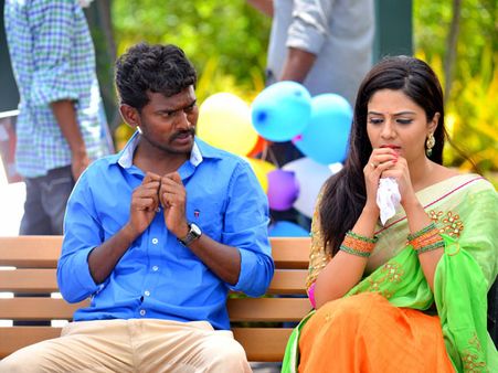 నందుతో శ్రీముఖి రొమాన్స్.. వీవీ వినాయక్ గ్రీన్ సిగ్నల్..