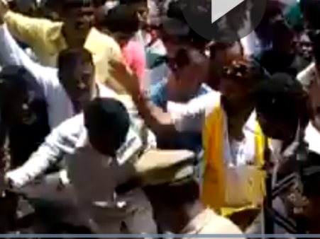 మళ్ళీ కొట్టాడు: కార్య కర్తని ఈడ్చి కొట్టిన బాలయ్య