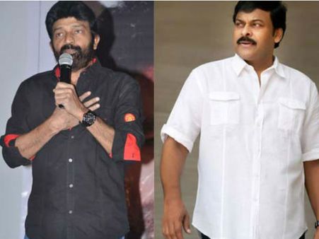 చిరంజీవిని ఆహ్వానించిన రాజశేఖర్, చిరు వస్తే దోస్తీ కుదిరినట్లేనా?