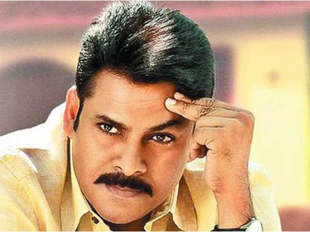 త్రివిక్రమ్‌కు పవన్ కల్యాణ్ డెడ్‌లైన్.. కారణం అదేనా..