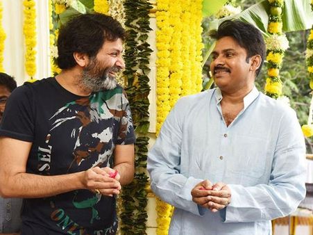 రిజిస్టర్ చేయించారు: పవన్-త్రివిక్రమ్ మూవీ టైటిల్ ఏంటో తెలుసా?