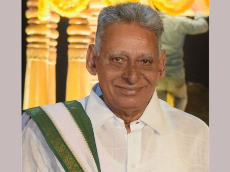 నిర్మాత పివిపి ఇంట్లో విషాదం