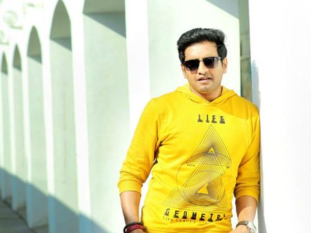 ఆ నటుడు ఇప్పుడు ఎక్కడ ఉన్నాడు: హత్యాయత్నం కేసులో అఙ్ఞాతంలోకి వెళ్ళిన కామెడీ హీరో