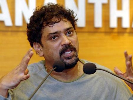 ‘స్పైడర్’ కెమెరా‌మెన్ సెన్సేషనల్ ట్వీట్... చట్టబద్దమైన హెచ్చరిక!