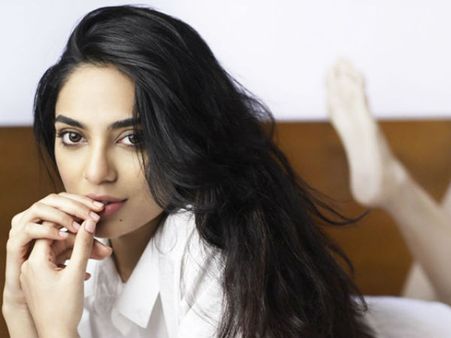 వేశ్యావాటికలో యువ హీరోయిన్.. అదో గొప్ప అనుభవం