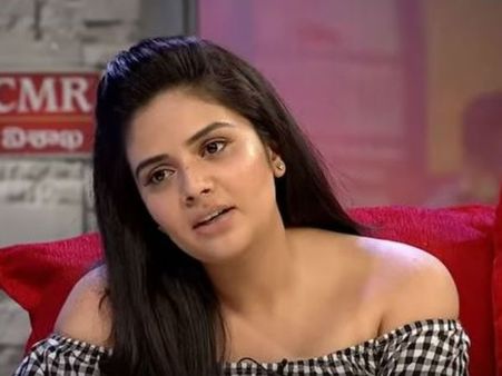 ఆయన అంటే పిచ్చి.. డేటింగ్ చేస్తే తప్పేంటి.. శ్రీముఖి లవర్ ఎవరో తెలుసా?