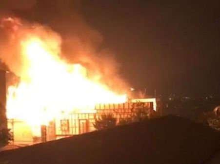 అన్నపూర్ణ స్టూడియోలో ప్రమాదం.. మంటల్లో కాలిబూడిదైన మనం సెట్.. విషాదంలో