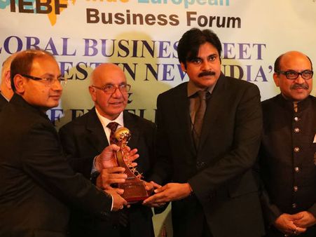 ఇండియా అంటే ప్రభుత్వం కాదు ప్రజలు: పవన్ కళ్యాణ్