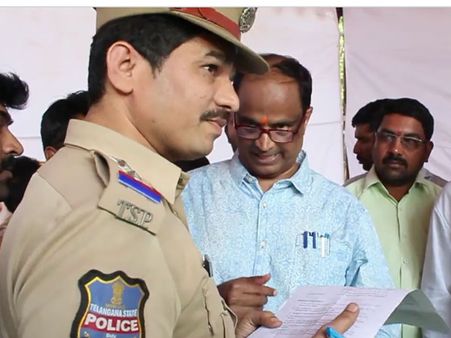 మేము దొంగలమా,రౌడిలమా?? కేతి రెడ్డి: 