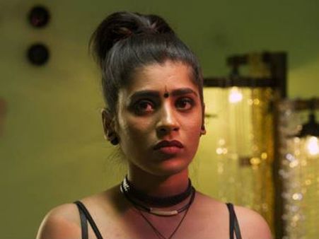 పీకినవ్ తీయ్: టీజరే ఇంత అరాచకంగా ఉంది, కిస్ కిస్ బ్యాంగ్ బ్యాంగ్