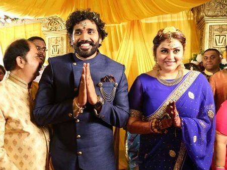 ఘనంగా నమిత పెళ్లి.. తారల హడావిడి.. (ఫొటోలు)