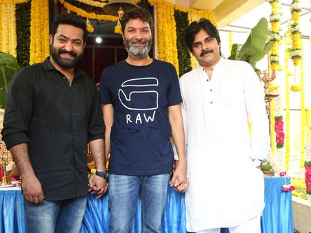 తారక్, త్రివిక్రమ్ మధ్య ‘హీరోయిన్’ చిచ్చు.. పవన్ క్లాప్ కొట్టిన సినిమా సెట్స్‌పైకి వెళ్లడం కష్టమేనా?