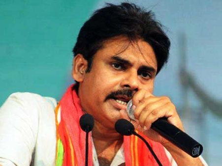 నా నిజమైన హీరో అతనే.. పవన్ కల్యాణ్‌ షాకింగ్ ట్వీట్.. ఇంతకు ఆయన ఎవరో తెలుసా?