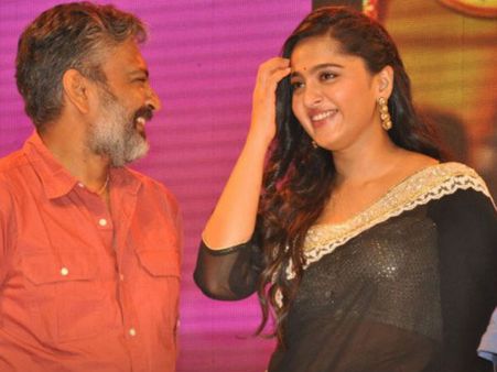 ‘భాగమతి’ అనుష్కపై రాజమౌళి కామెంట్.. గ్రాఫిక్సా? నిజంగానే..