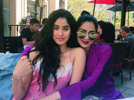 ఎంట్రీకి ముందే అదగొడుతున్న జాహ్నవి.. టెంపర్ రీమేక్‌లో.. హీరో ఎవరంటే..