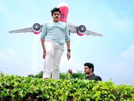 అజ్ఞాతవాసి టీజర్ సూపర్.. సోషల్ మీడియాలో దుమారం..