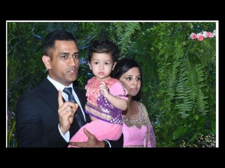 విరుష్క ముంబైై రిసెప్షన్.. క్రికెట్, సినీ తారల తళుకులు