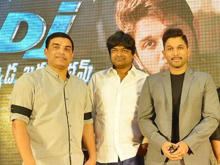 ఆరు వరుస విజయాలు: దిల్ రాజు గ్రాండ్ పార్టీ, సందడి చేసిన స్టార్స్!