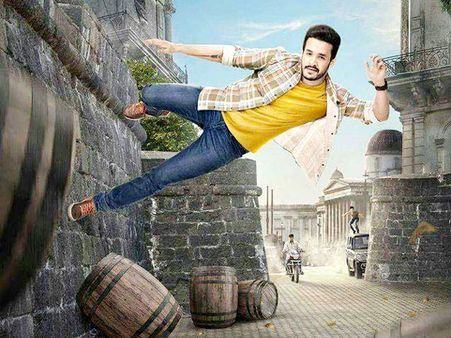 దిమ్మ తిరిగే అఖిల్ ఫైట్స్.. జాకీచాన్ గుర్తొస్తాడు.. హల్లో ఫైట్స్ కోసం ఎన్ని కోట్లో తెలుసా..