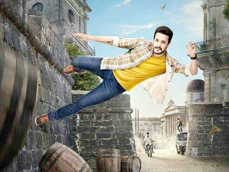 'హలో' కోసం ఎవరిని దించుతున్నారో తెలుసా?, ఈసారి బాక్స్ బద్దలైపోవాల్సిందే?..