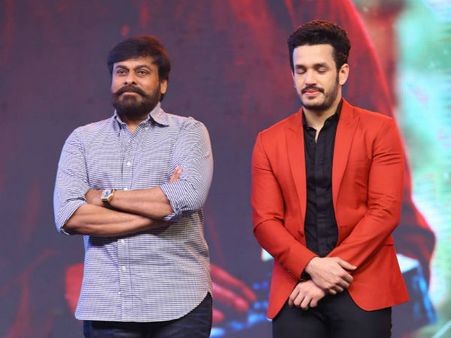 నాగార్జున నాకు పెద్ద పరీక్షే పెట్టాడు?.. ఆ ప్రశ్నలు వెంటాడుతాయి, కానీ!: 'హలో'పై చిరంజీవి..