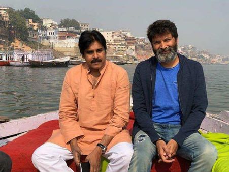 ‘అజ్ఞాతవాసి’ మూవీ కథ ఇదేనా? ఆ హాలీవుడ్ మూవీకి స్పూర్తి?