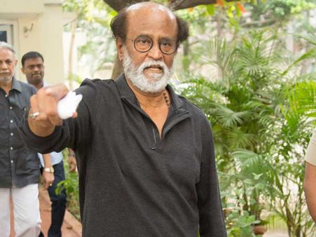 రాజకీయాల్లోకి వస్తున్న రజనీ: సూపర్ స్టార్ నిజాయితీకి ఫ్యాన్స్ సలాం....