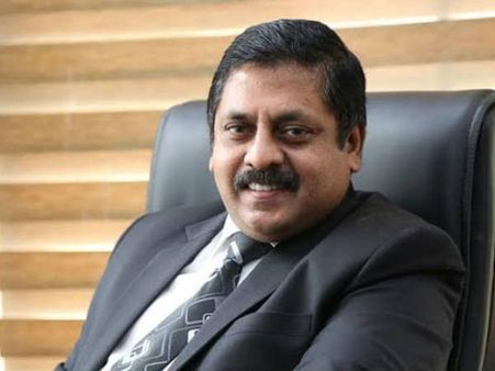 బాహుబలి3.. ఆస్థాయి చిత్రం తెరకెక్కితే 10 వేల కోట్ల వసూళ్లు.. సోహన్ రాయ్