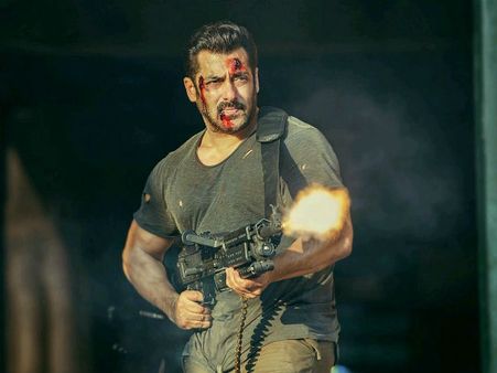 ప్రభాస్‌ను టచ్ చేయలేకపోయిన సల్మాన్.. టైగర్ జిందా హై కలెక్షన్లు ఇవే..