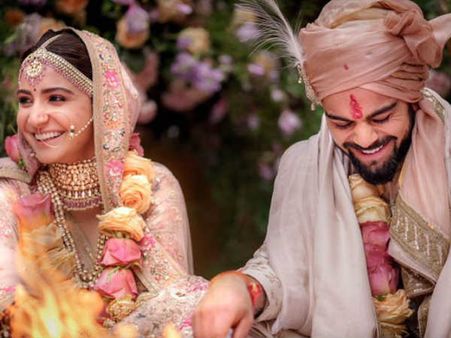 అనుష్క పెళ్లైపోయింది.. మిస్ కాదు.. మిసెస్ విరాట్ కోహ్లీ.. (ఫొటో గ్యాలరీ)