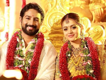 భావన, నవీన్ రిసెప్షన్.. తరలివచ్చిన సినీతారలు.. (ఫొటోలు)