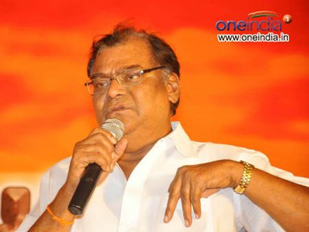 పవన్‌‌కి అవసరమా? రోజా మాటలేంది? అంతా చిరు, ఎన్టీఆర్ వారసులే, నాని ఒక్కడే.... కోటా సంచలనం!