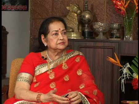 అలనాటి మేటి హీరోయిన్ కృష్ణకుమారి కన్నుమూత