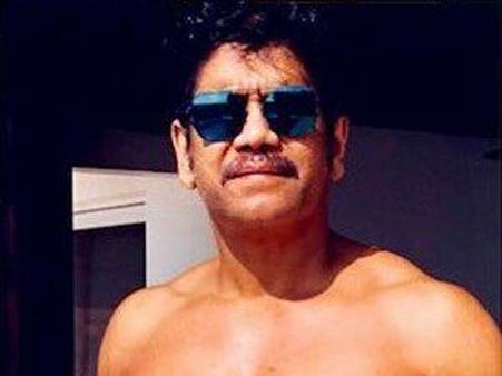 కేక పుట్టిస్తున్న నాగ్ కొత్త లుక్!: 58ఏళ్ల వయసులో ఈ సిక్స్ ప్యాక్ చూశారా?